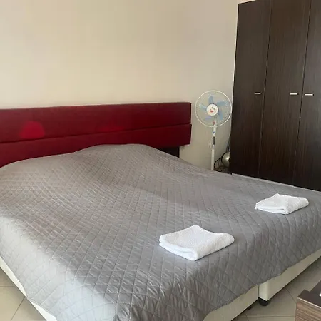 голям двустаен 300 м от плажа 307 Apartment *